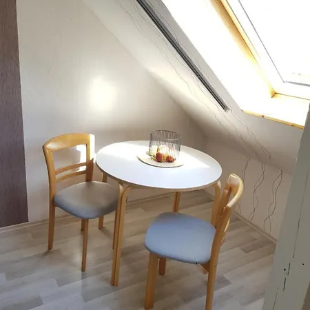 Ferienwohnung - Studio Mit Stadtblick *